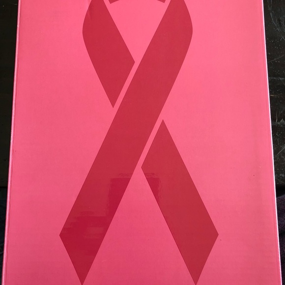 New Womens Saucony Breast Cancer Awareness Shoe - Picture 3 of 7